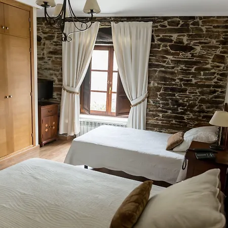 Hotel Hotel Ambasmestas Ambasmestas