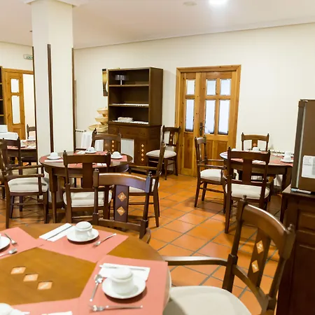 Hotel Ambasmestas 3*