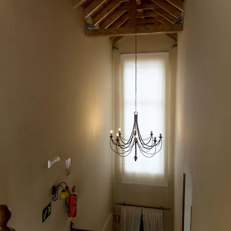 Hotel Hotel Ambasmestas 3*