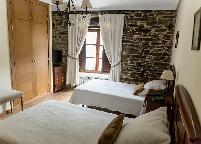 Hotel Hotel Ambasmestas Ambasmestas