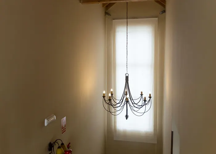 Hotel Hotel Ambasmestas 3*