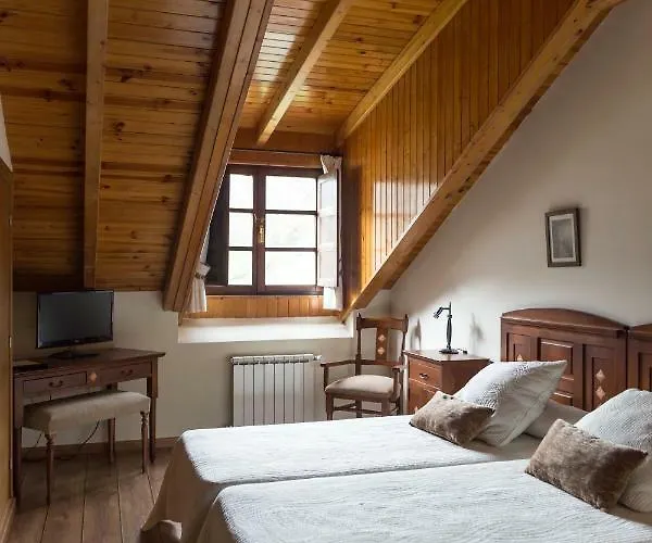 Hotel Hotel Ambasmestas 3*