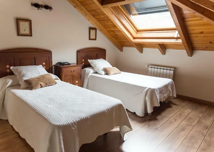 Hotel Ambasmestas Ambasmestas