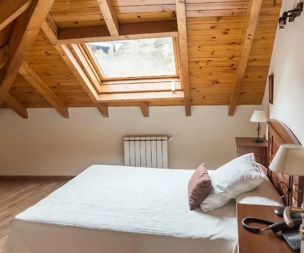 Hotel Ambasmestas 3* Ambasmestas